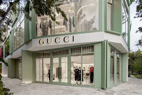 gucci miami outlet|gucci store miami.